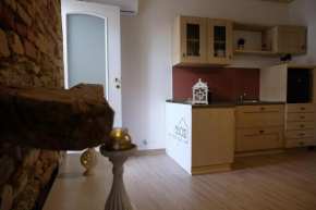 65012 House